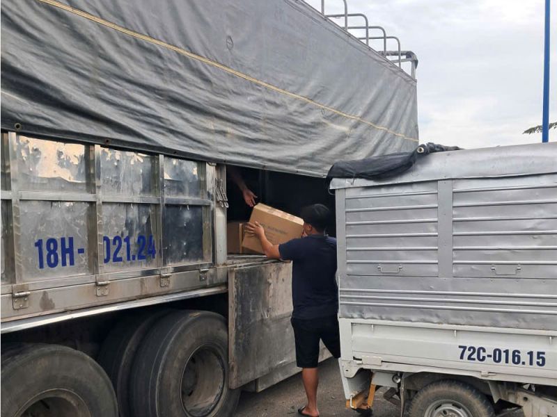 nha-xuong-cty-duc-hien-08.jpg nha-xuong-cty-duc-hien-08.jpg